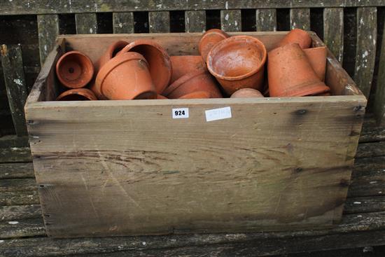 Qty terracotta pots